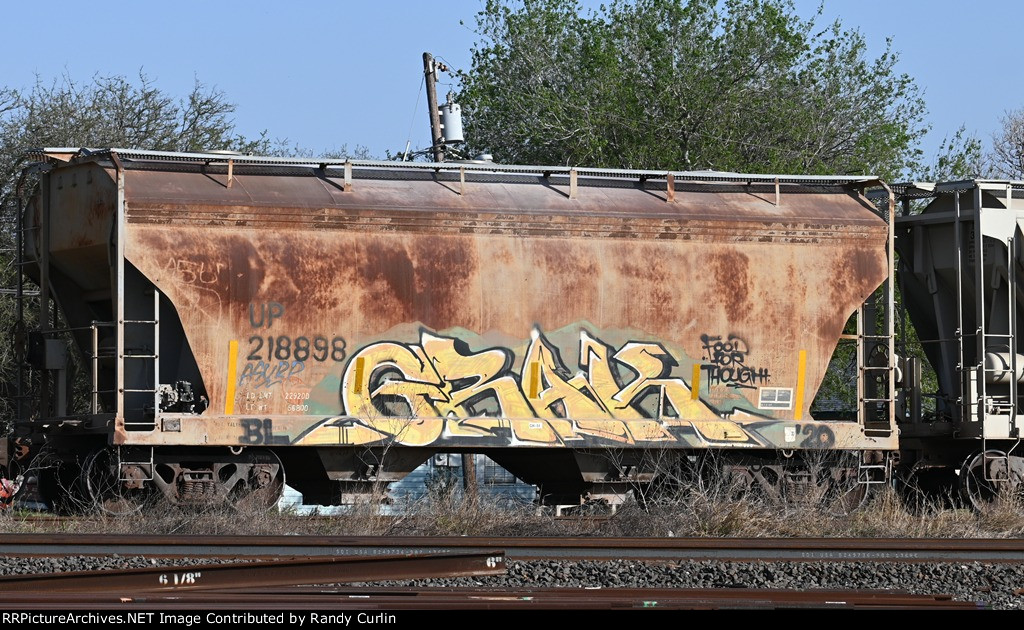 UP 218898